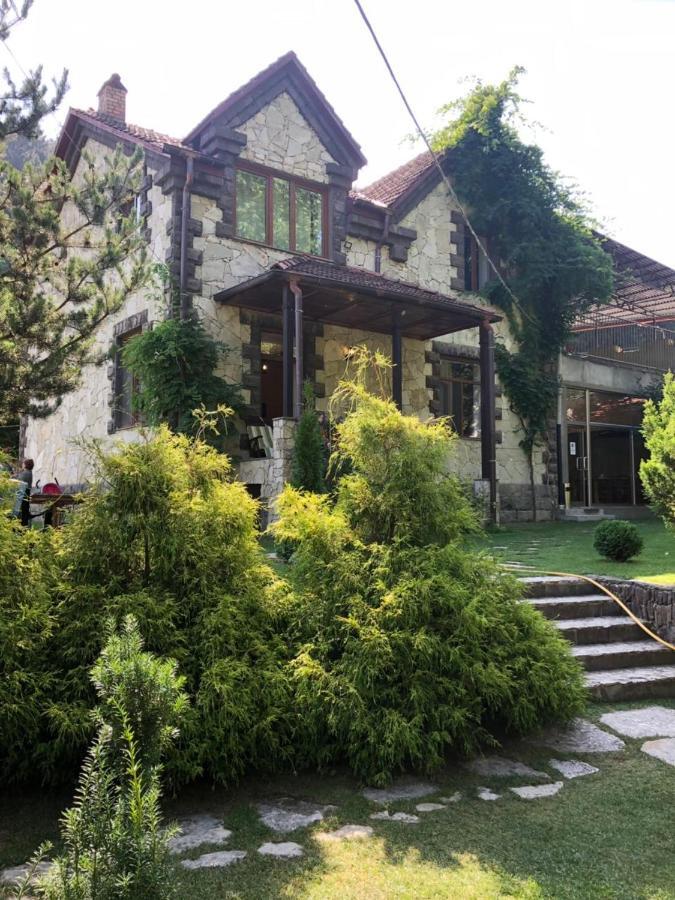 Bed and Breakfast Eco Garden Dilidschan Exterior foto